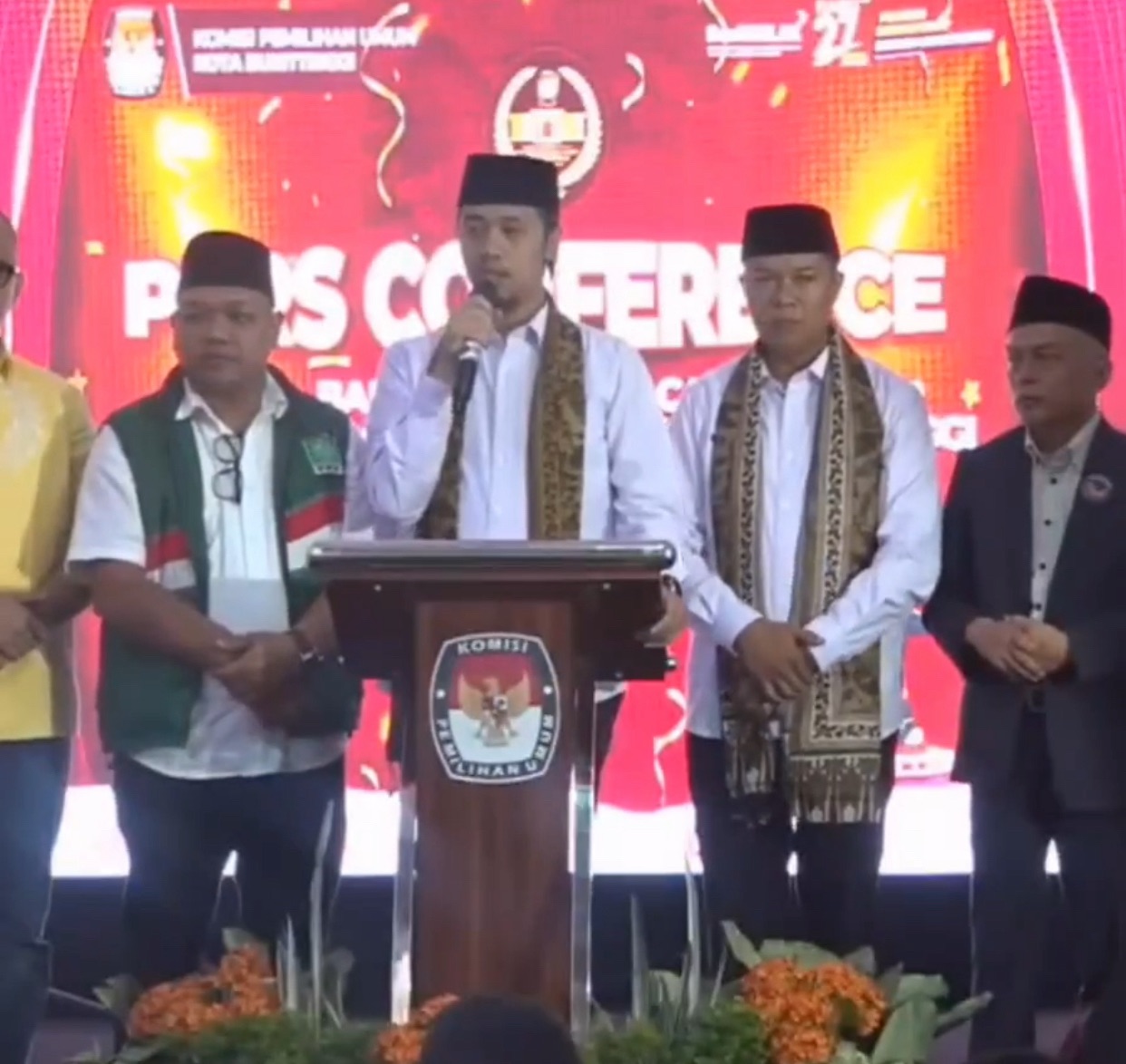 Erman Safar Serukan Kampanye Riang Gembira Tanpa Menjatuhkan Orang Lain saat Konferensi Pers di KPU
