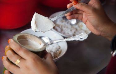 Dadiah, Yoghurt Tradisional Kuliner Khas Sumatera Barat yang Unik dan Sehat