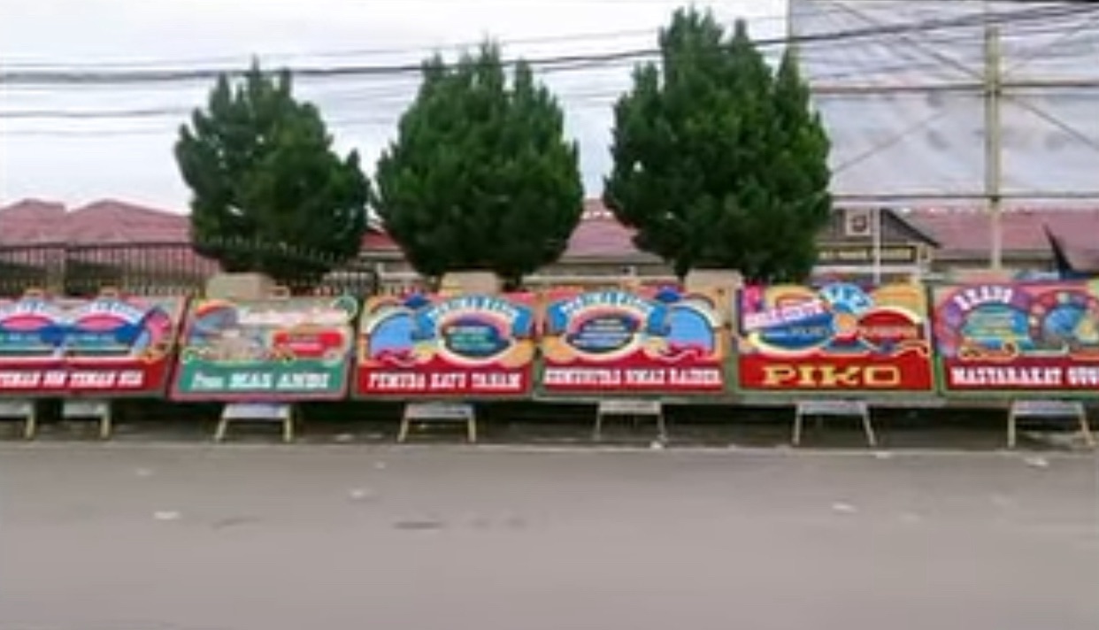 Is Tertangkap, Mapolres Padang Pariaman Dibanjiri Karangan Bunga Ucapan Pujian