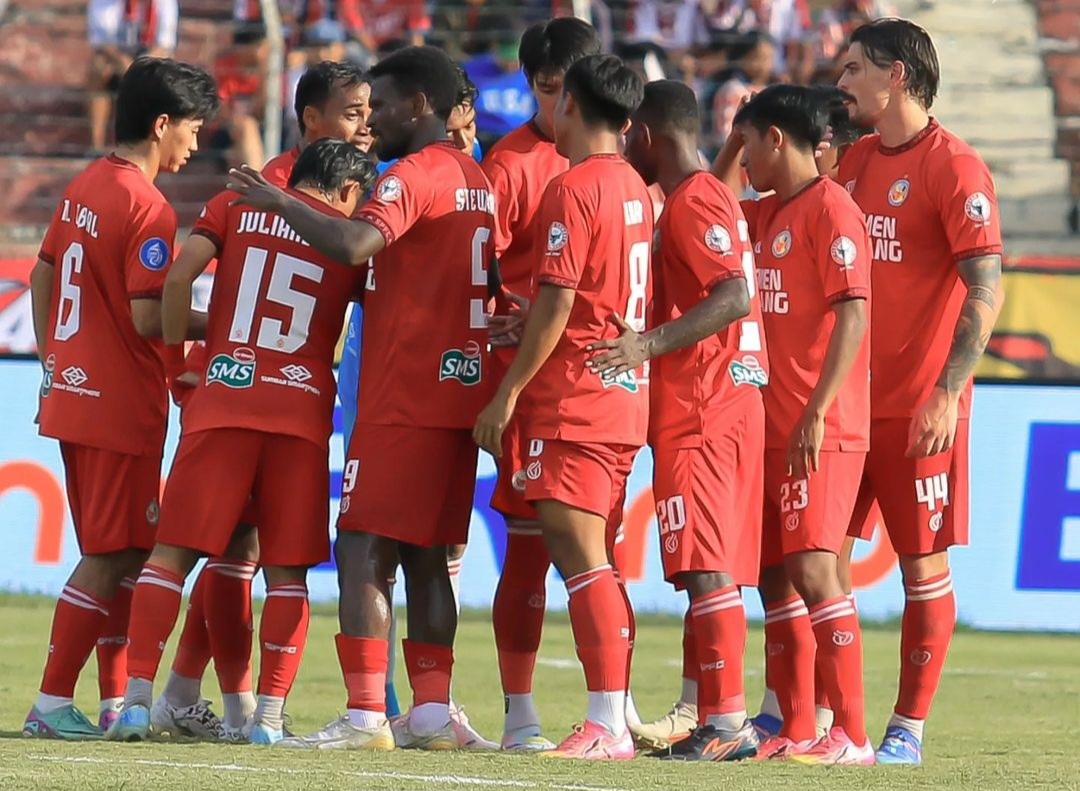 Dewa United Hancurkan Semen Padang FC 8-1, Perpanjang Tren Kekalahan Tim Kabau Sirah