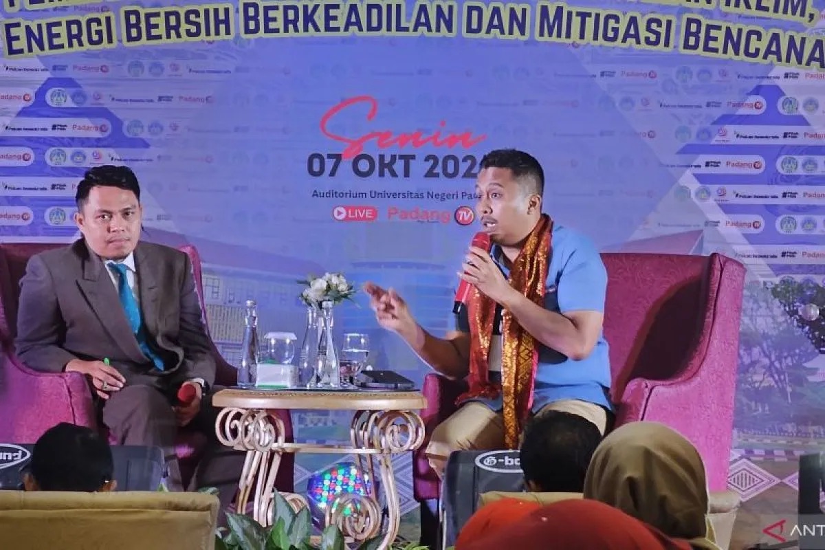 Pekan Demokrasi X Pilah Pilih, Vasko Ruseimy Pukau Mahasiswa UNP dengan Visi Sumbar Berkelanjutan
