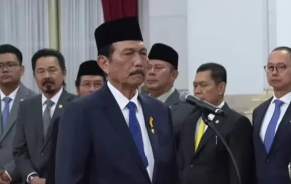 Luhut Binsar Pandjaitan Dilantik Sebagai Ketua Dewan Ekonomi Nasional di Kabinet Merah Putih