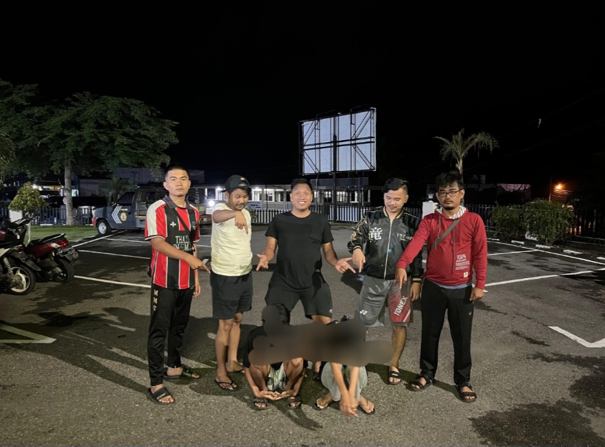 Dua Pemuda Eks Pelajar Ditangkap karena Narkoba di Depan Citra Swalayan Sijunjung