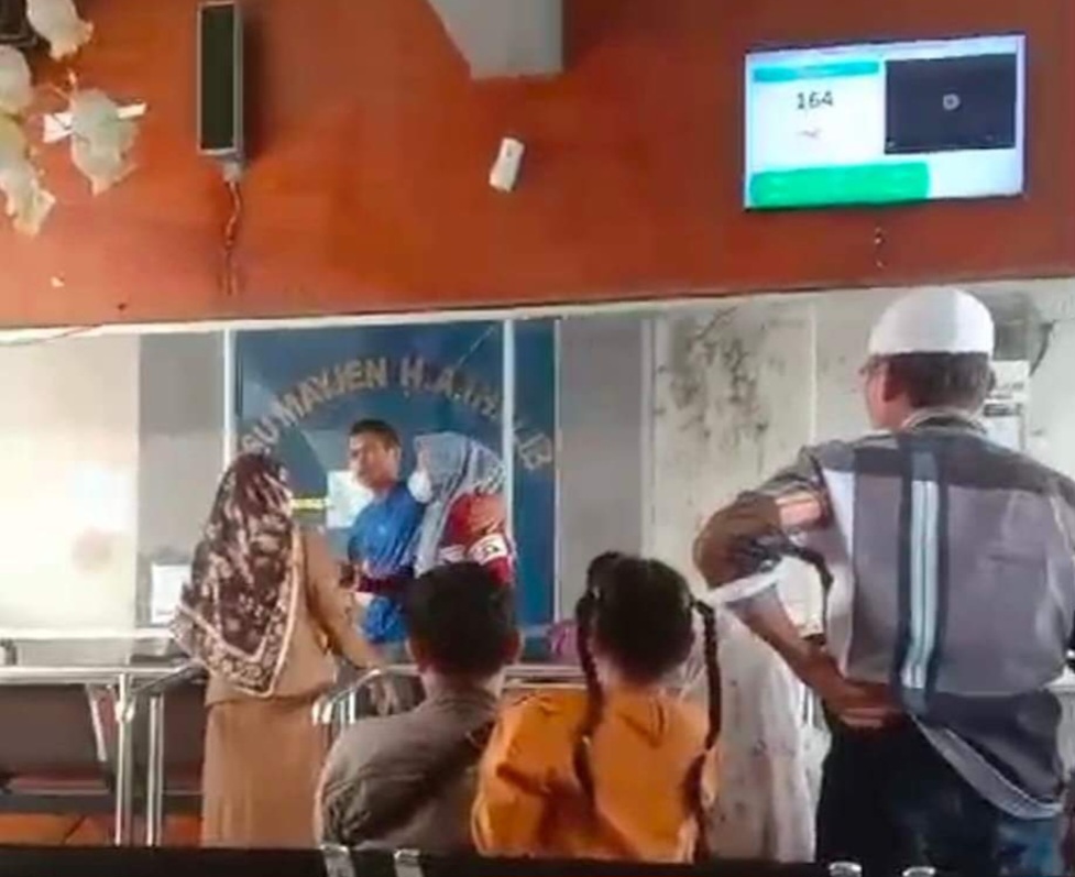 Pelayanan Buruk, Keluarga Pasien Marah dan Mengamuk Di Rumah Sakit MHA Thalib Sungai Penuh