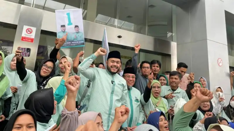 Menjelang Pilkada Kota Padang 2024, Survei Polstra: Fadly-Maigus Unggul 53%