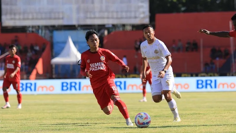 Kalah 1-2 dari Arema, Semen Padang FC Makin Terpuruk di Zona Degradasi Liga 1