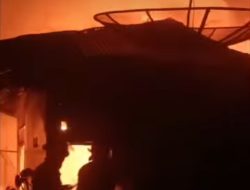 Kebakaran Melanda Permukiman Padat di Bungus Selatan, Sembilan Penghuni Terpaksa Mengungsi